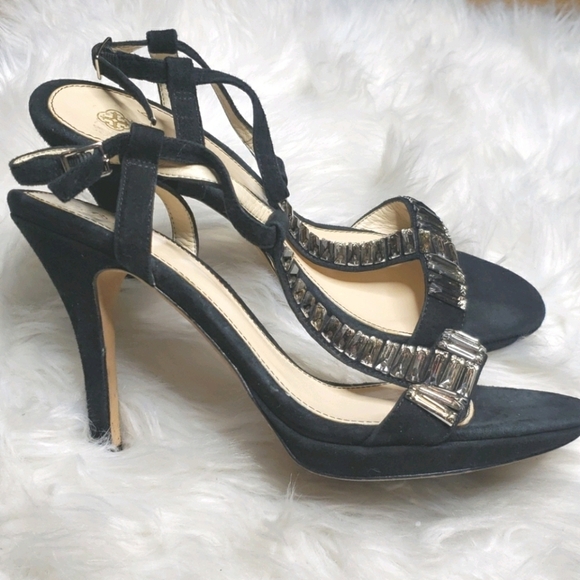 Isola cream heels with jewel detail size 9 - Picture 2 of 5